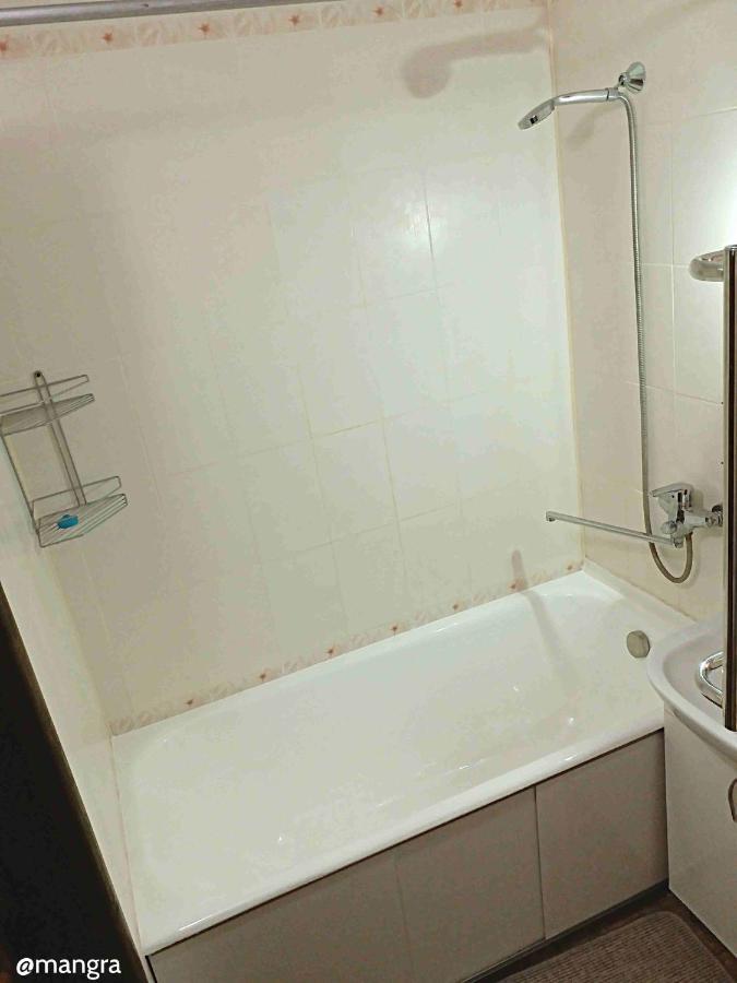 Kozzy Apartment In Kiev City Center Lu7 Экстерьер фото