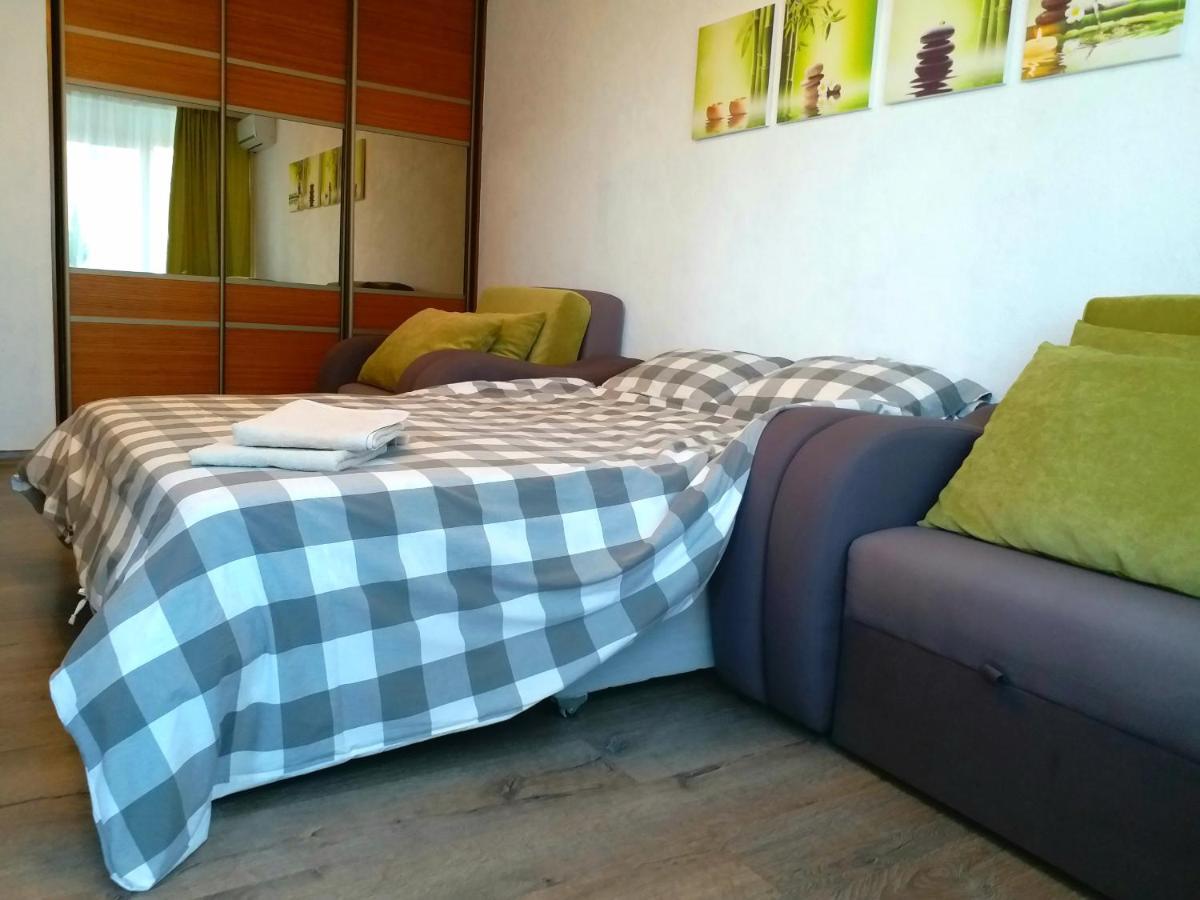 Kozzy Apartment In Kiev City Center Lu7 Экстерьер фото