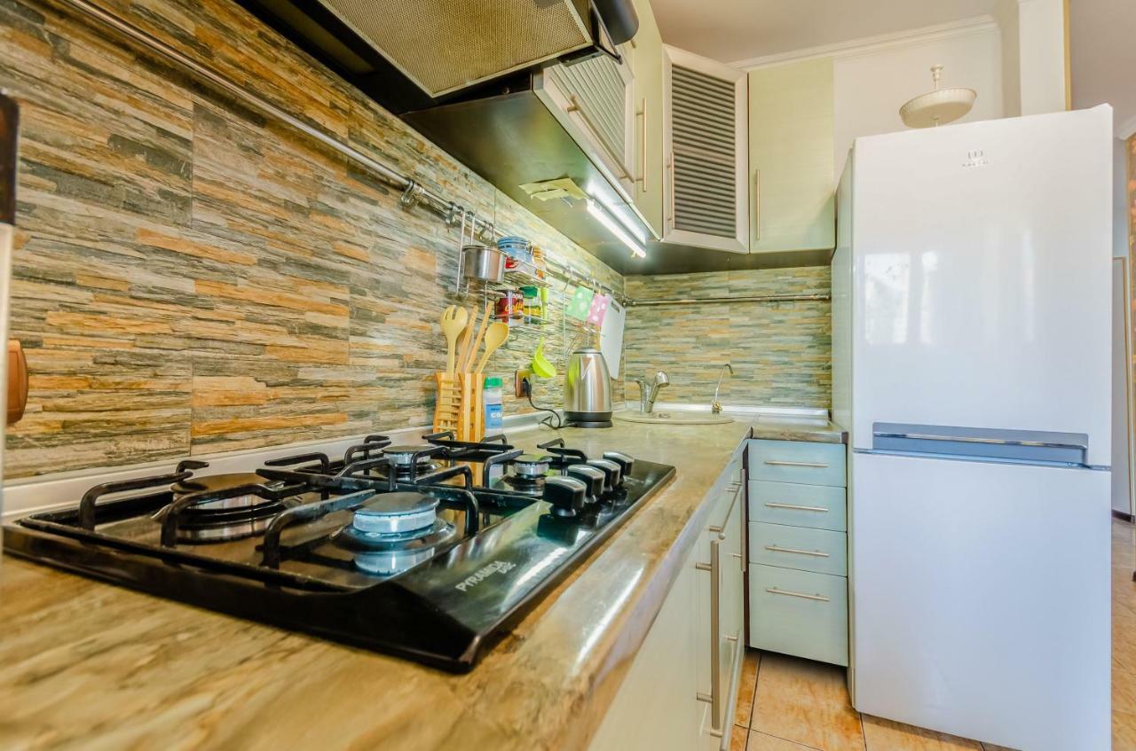 Kozzy Apartment In Kiev City Center Lu7 Экстерьер фото