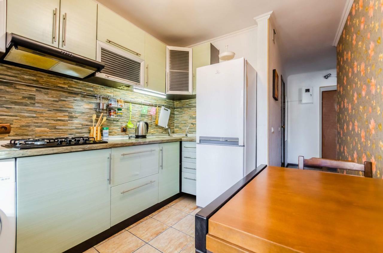 Kozzy Apartment In Kiev City Center Lu7 Экстерьер фото